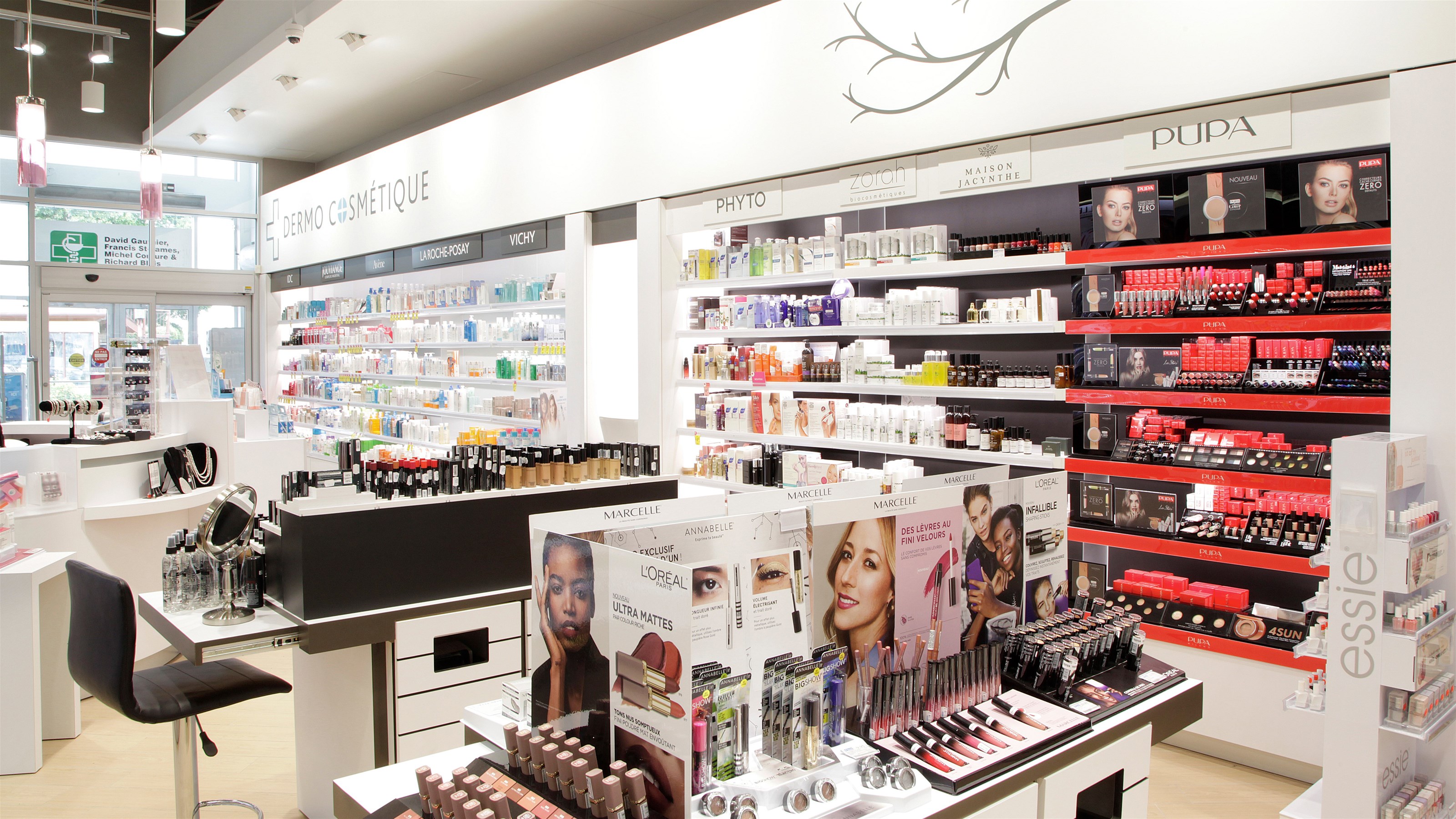 La succursale Contrecoeur entièrement rénovée grâce à un